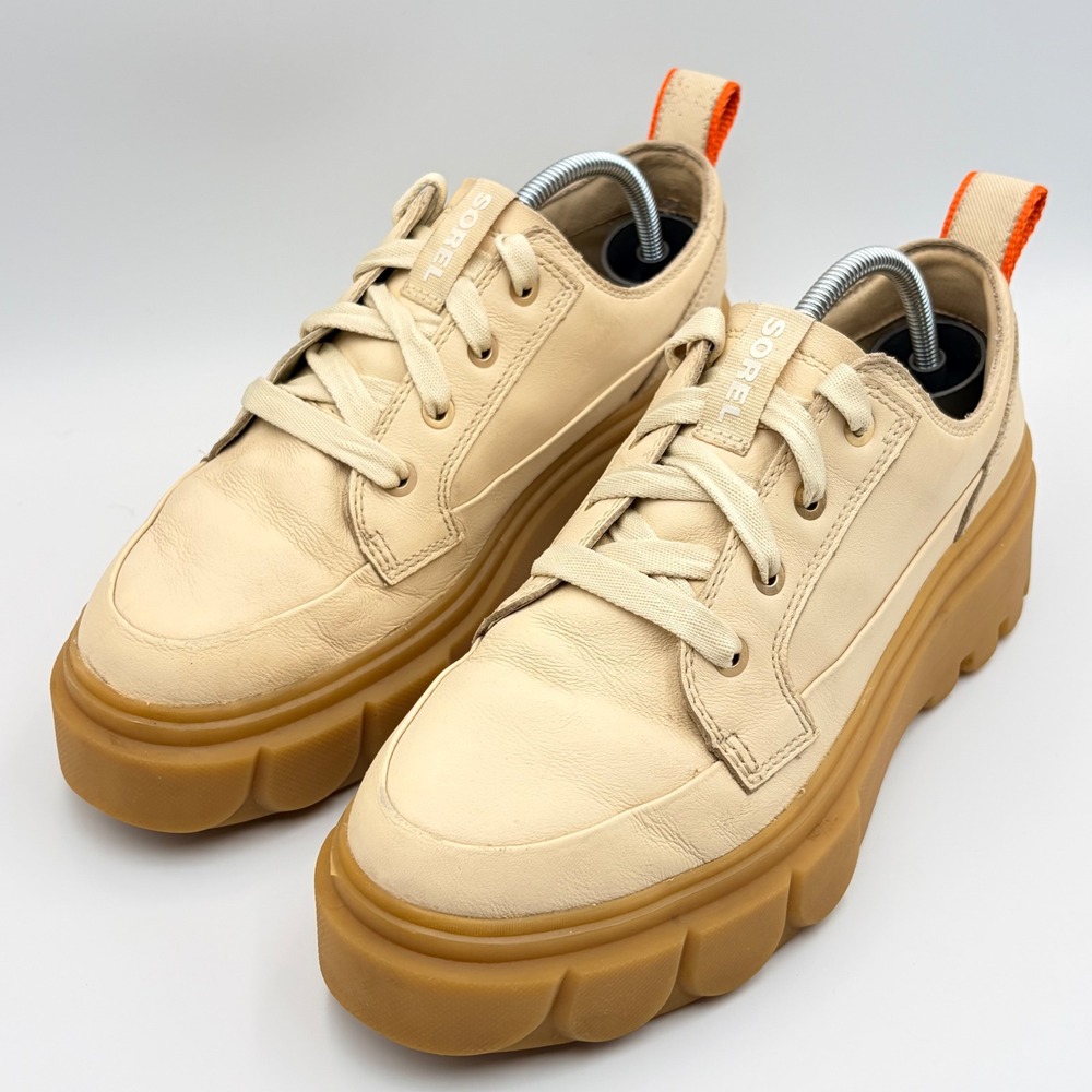 Sorel Caribou‎ X Womens 9 Waterproof Leather Platform Sneakers Cream Lug Sole - Picture 3 of 16